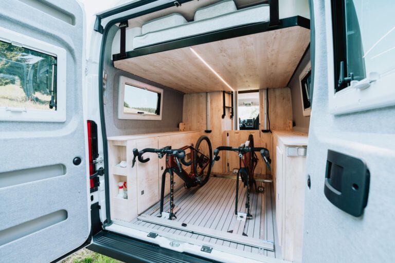 RUNNER 636 ACTIVE MALETERO XXL